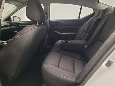 Used 2023 Nissan Altima 2.5 SV FWD image 18