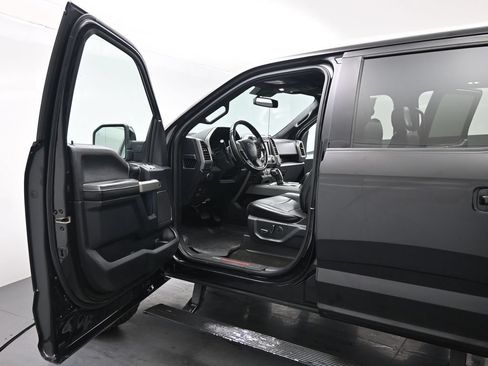 Used 2019 Ford F150 Raptor w/ Equipment Group 802A Luxury AWD/4WD image 8