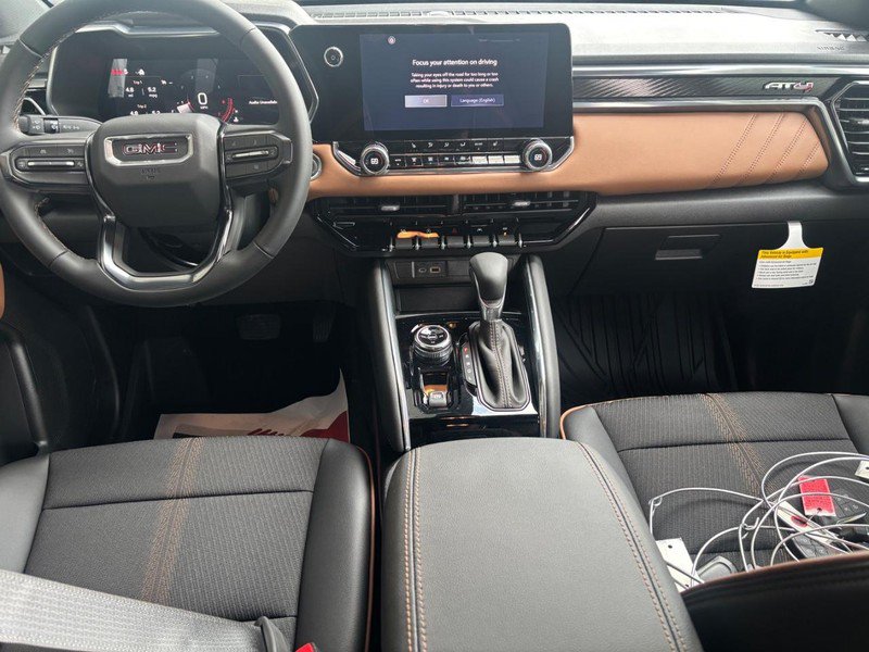 New 2026 GMC Canyon AT4 AWD/4WD image 6