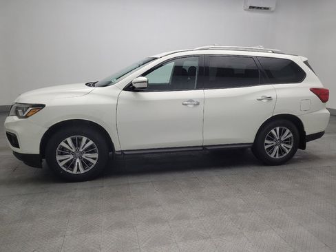 Used 2019 Nissan Pathfinder S image 2
