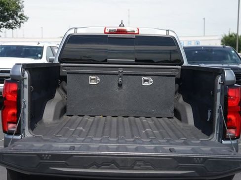 Used 2024 Chevrolet Colorado ZR2 w/ Safety Package AWD/4WD image 31