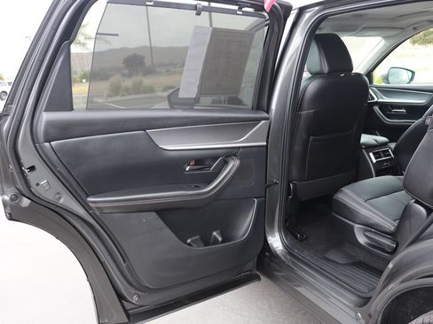 Used 2024 MAZDA CX-90 Plug-In Hybrid w/ Preferred AWD/4WD image 15