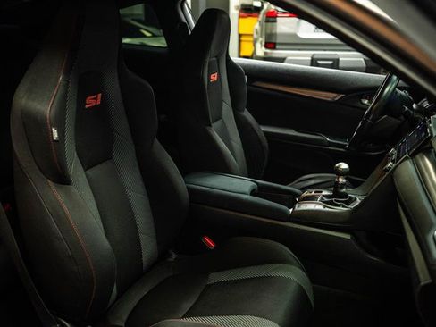 Used 2018 Honda Civic Si image 12