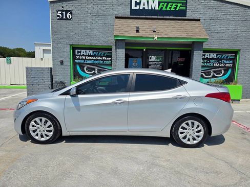 Used 2013 Hyundai Elantra GLS FWD image 17