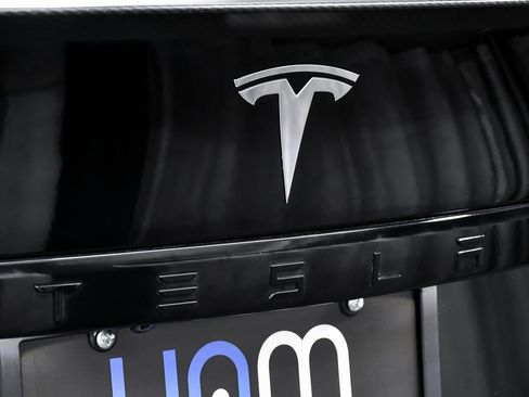 Used 2021 Tesla Model S Plaid image 78