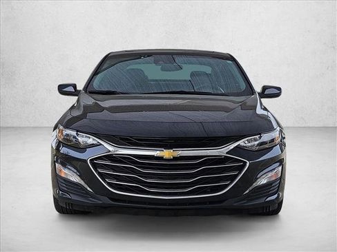 Used 2023 Chevrolet Malibu LT image 2