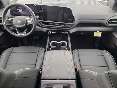 New 2026 Chevrolet Silverado EV LT w/ Plus Package image 12