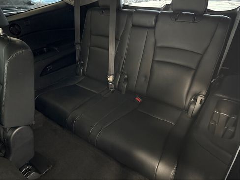 Used 2018 Honda Pilot Touring image 28