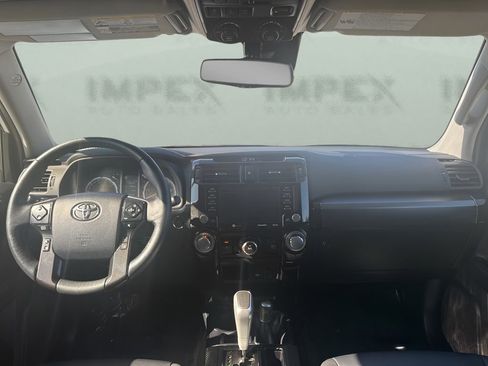 Used 2024 Toyota 4Runner TRD Off-Road Premium image 12