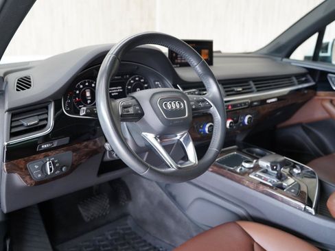 Used 2018 Audi Q7 3.0T Premium Plus AWD/4WD image 11