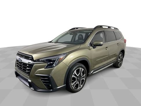 Used 2023 Subaru Ascent Limited AWD/4WD image 4