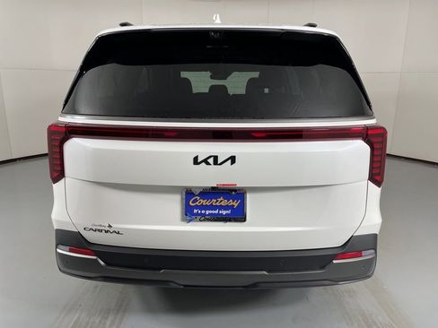 New 2026 Kia Carnival SX Prestige image 7