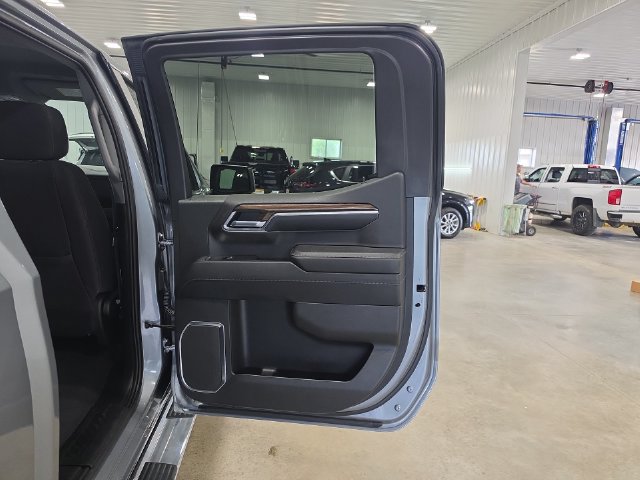 Used 2023 Chevrolet Silverado 1500 RST AWD/4WD image 28