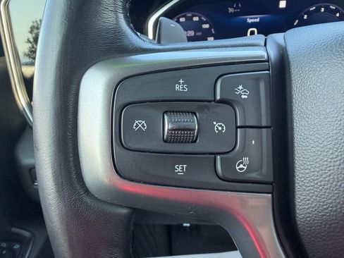 Used 2022 Chevrolet Silverado 1500 LTZ AWD/4WD image 19