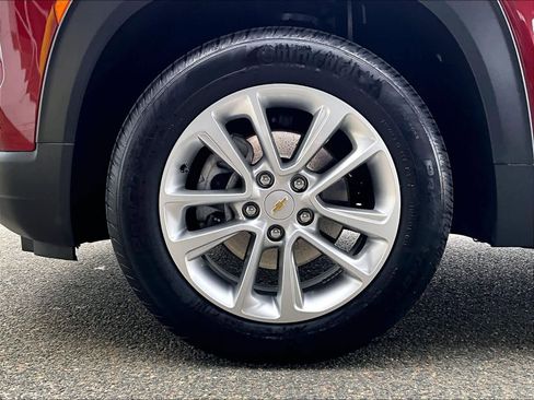 Used 2024 Chevrolet TrailBlazer LS image 7