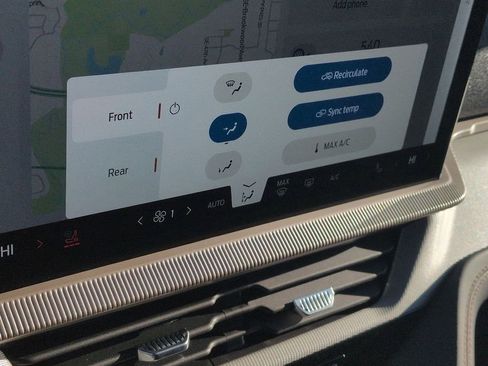 New 2026 Ford Explorer Active w/ Active Comfort Package image 21