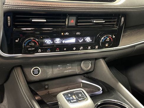 Used 2022 Nissan Rogue Platinum w/ Head-Up Display Package image 38