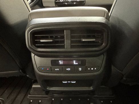 Used 2023 Honda Pilot EX-L image 13