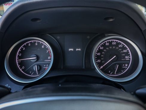 Used 2022 Toyota Camry LE image 27