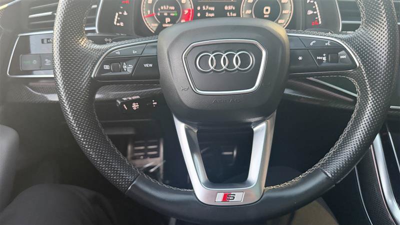 Used 2021 Audi SQ7 Premium Plus w/ Driver Assistance Package AWD/4WD image 37