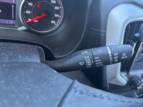 Used 2022 GMC Terrain SLT w/ Infotainment Package II image 19