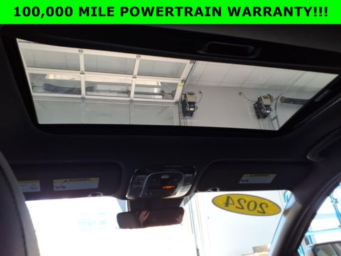 Certified 2024 Hyundai Santa Cruz Limited image 15