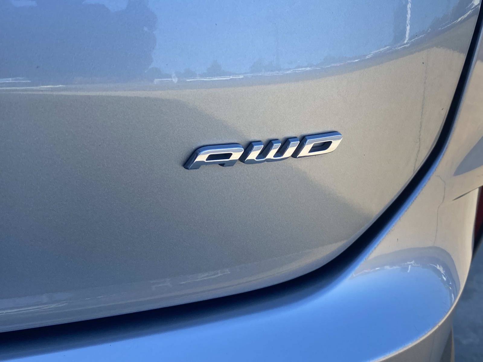 Used 2024 Ford Edge SEL AWD/4WD image 8