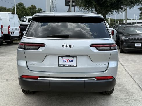 Used 2025 Jeep Grand Cherokee L Limited w/ Trailer Tow Package AWD/4WD image 6