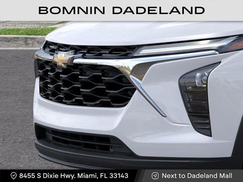 New 2026 Chevrolet Trax LS image 13