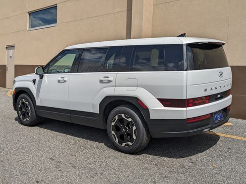 New 2026 Hyundai Santa Fe SE image 7