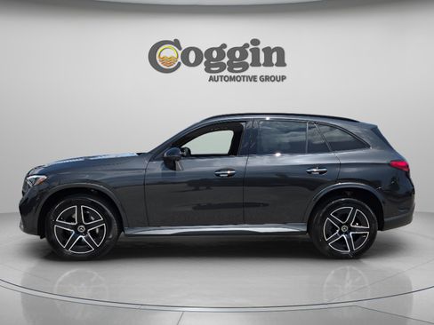 New 2026 Mercedes-Benz GLC 300 image 2
