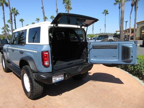 Certified 2025 Ford Bronco Heritage Edition AWD/4WD image 27