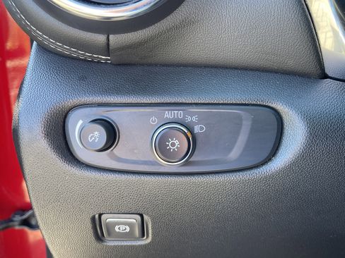 Used 2023 Chevrolet Blazer LT w/ Convenience Package image 17