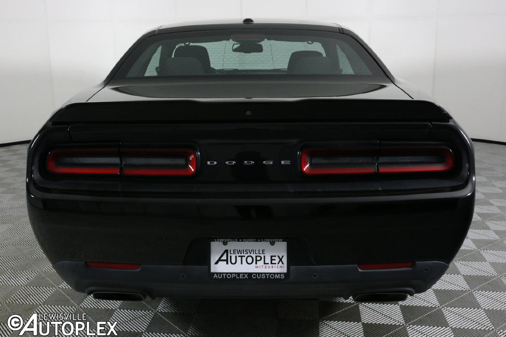 Used 2021 Dodge Challenger R/T RWD image 6