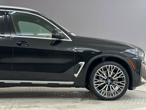 Used 2025 BMW X5 xDrive40i w/ Premium Package image 36
