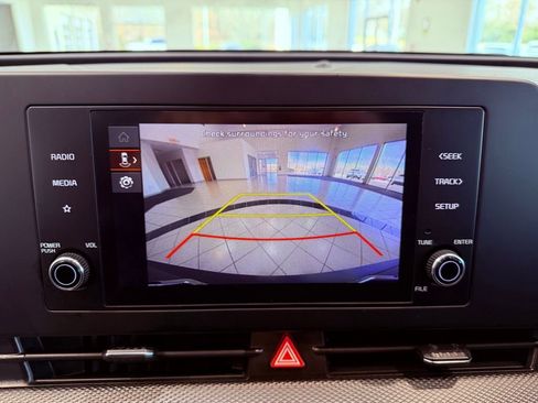 Used 2023 Kia Sportage LX image 23