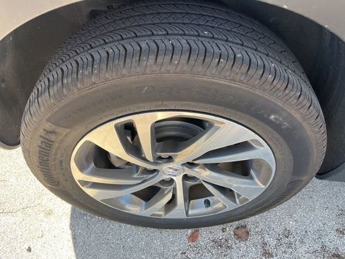 Used 2022 Buick Envision Essence w/ Technology Package I image 10