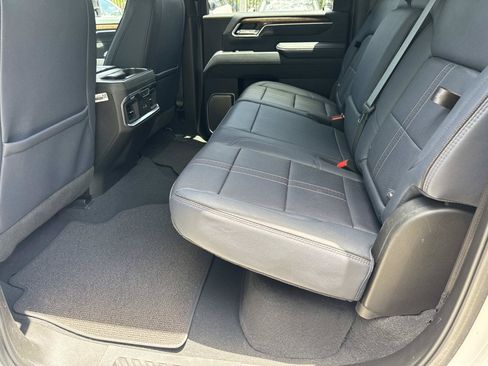 Used 2025 Chevrolet Silverado 2500 High Country w/ High Country Premium Package AWD/4WD image 13
