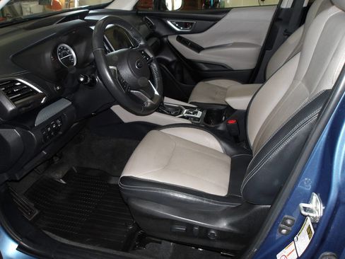 Used 2020 Subaru Forester Limited w/ Popular Package #3 image 11