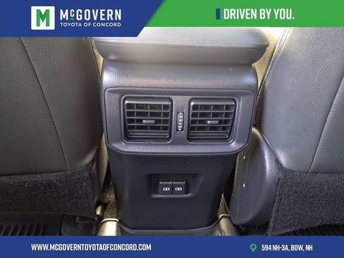 Used 2024 Toyota RAV4 XLE w/ Convenience Package AWD/4WD image 18