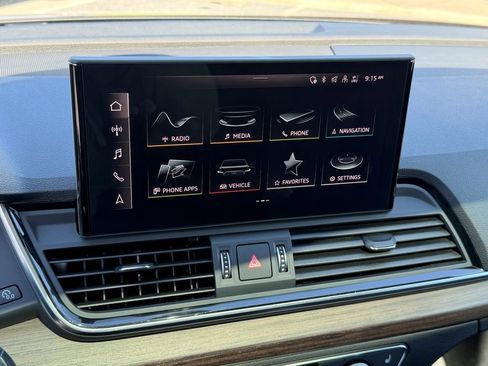 Certified 2023 Audi Q5 e Premium w/ Convenience Package AWD/4WD image 32