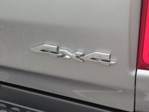 Used 2020 RAM 1500 Big Horn AWD/4WD image 9