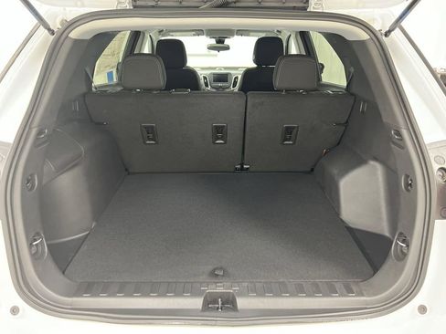 Used 2022 Chevrolet Equinox LS w/ LS Convenience Package image 23