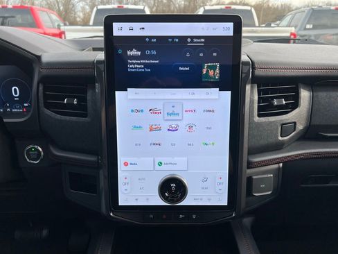 Used 2024 Ford Expedition Limited image 29