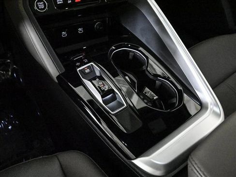 Certified 2025 Audi Q5 Premium w/ Convenience Package AWD/4WD image 12