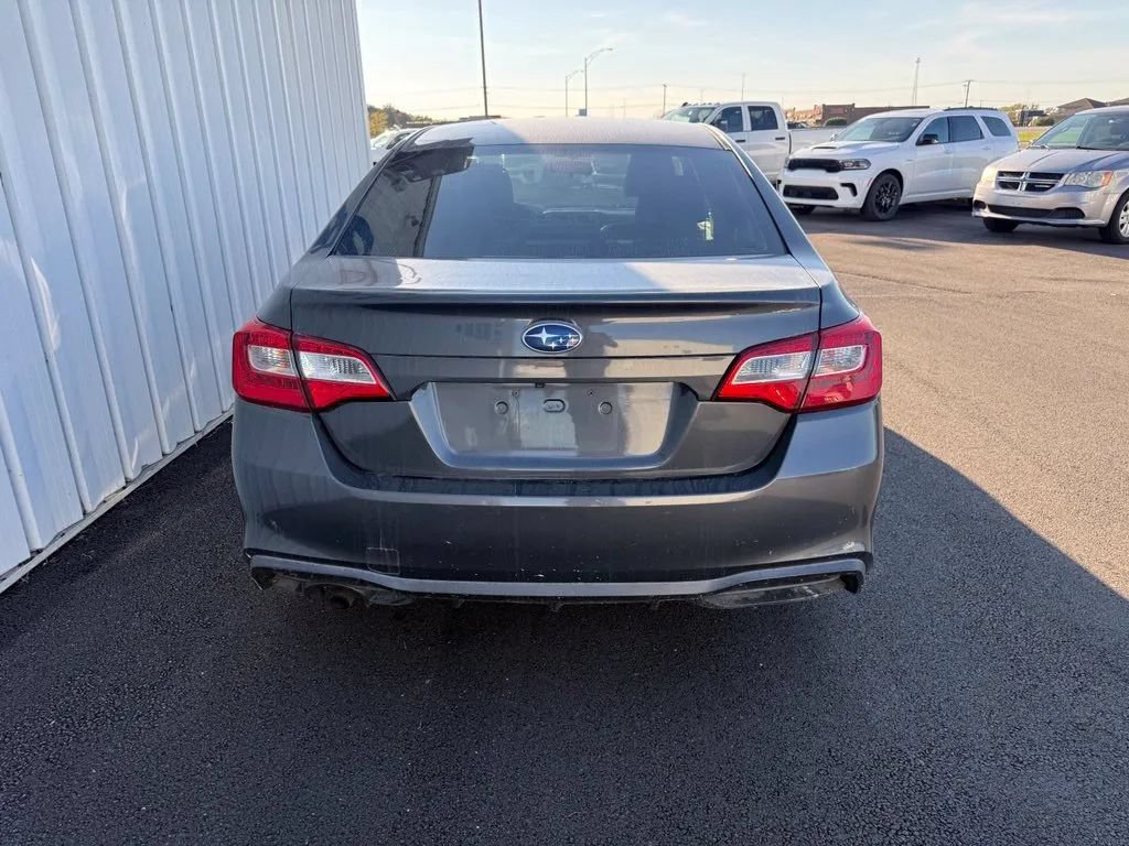 Used 2018 Subaru Legacy 2.5i AWD/4WD image 7