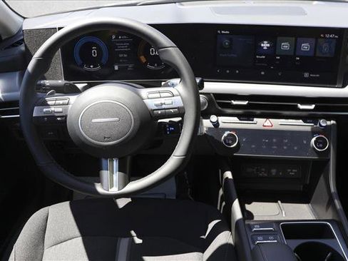 Certified 2026 Hyundai Sonata SEL FWD image 23