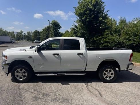 Used 2024 RAM 2500 Big Horn w/ Off Road Package AWD/4WD image 8
