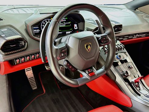 Used 2015 Lamborghini Huracan LP 610-4 AWD/4WD image 26
