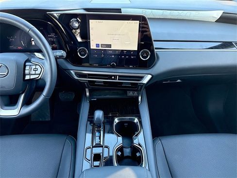 Used 2025 Lexus RX 350 FWD image 19